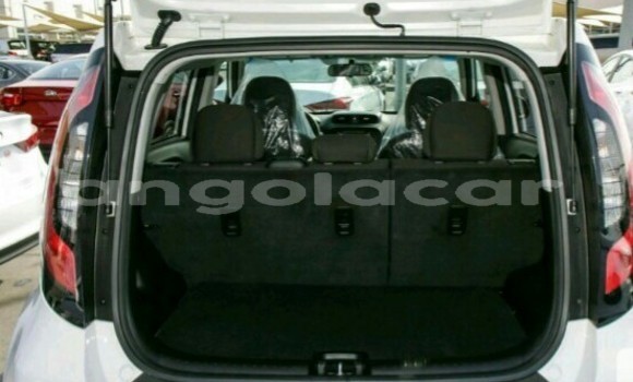 Buy New Kia Soul White Car in Luanda in Luanda Province Buy New Kia Soul White Car in Luanda in Luanda Province
