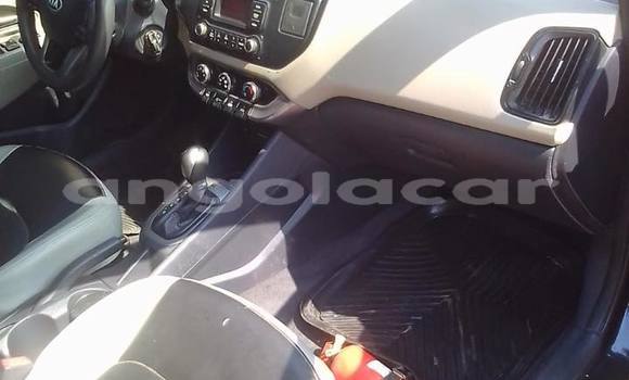 Comprar Usado Kia Sephia Preto Carro em Luanda em Luanda Province Comprar Usado Kia Sephia Preto Carro em Luanda em Luanda Province