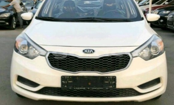Acheter Neuf Voiture Kia Cerato Blanc à Luanda, Province de Luanda Acheter Neuf Voiture Kia Cerato Blanc à Luanda, Province de Luanda