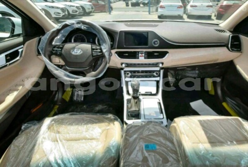 Big with watermark hyundai azera luanda province luanda 4949