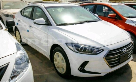 Acheter Neuf Voiture Hyundai Elantra Blanc à Luanda, Province de Luanda Acheter Neuf Voiture Hyundai Elantra Blanc à Luanda, Province de Luanda
