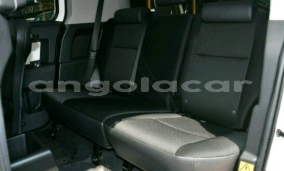 Comprar Novo Toyota FJ Cruiser Branco Carro em Luanda em Luanda Province Comprar Novo Toyota FJ Cruiser Branco Carro em Luanda em Luanda Province