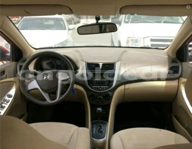 Big with watermark hyundai accent luanda province luanda 4974