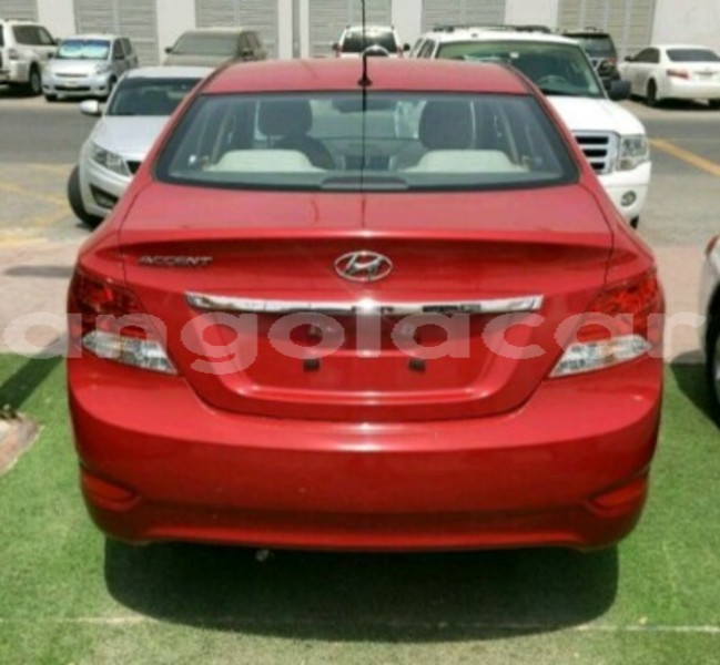 Big with watermark hyundai accent luanda province luanda 4974