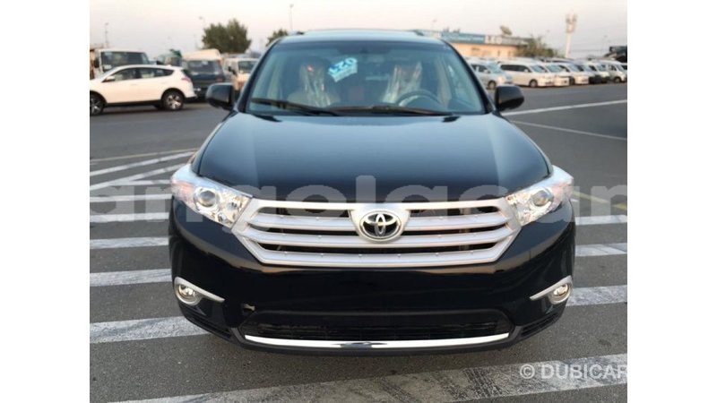 Big with watermark toyota highlander bengo province import dubai 4978