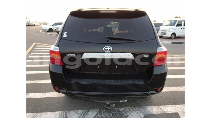 Big with watermark toyota highlander bengo province import dubai 4978