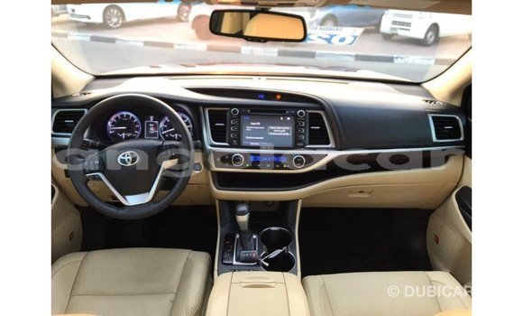 Comprar Importar Toyota Highlander Outro Carro em Import - Dubai em Bengo Province Comprar Importar Toyota Highlander Outro Carro em Import - Dubai em Bengo Province