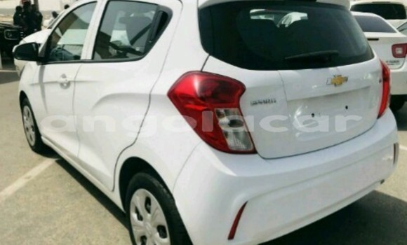 Acheter Neuf Voiture Chevrolet spark Blanc à Luanda, Province de Luanda Acheter Neuf Voiture Chevrolet spark Blanc à Luanda, Province de Luanda