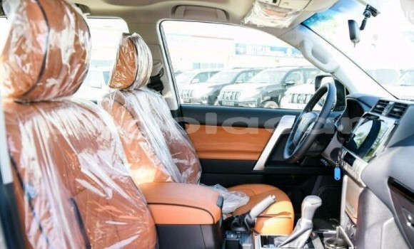 Comprar Novo Toyota Prado Preto Carro em Luanda em Luanda Province Comprar Novo Toyota Prado Preto Carro em Luanda em Luanda Province