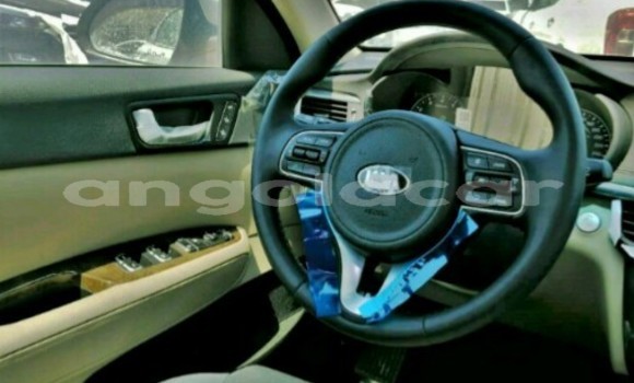 Comprar Novo Kia Optima Branco Carro em Luanda em Luanda Province Comprar Novo Kia Optima Branco Carro em Luanda em Luanda Province