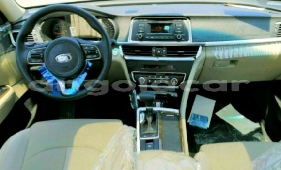 Comprar Novo Kia Optima Branco Carro em Luanda em Luanda Province Comprar Novo Kia Optima Branco Carro em Luanda em Luanda Province