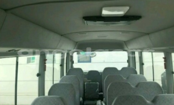Comprar Novo Toyota Coaster Branco Carro em Luanda em Luanda Province Comprar Novo Toyota Coaster Branco Carro em Luanda em Luanda Province
