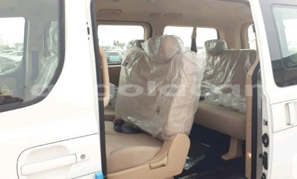 Acheter Neuf Voiture Hyundai H1 Blanc à Luanda, Province de Luanda Acheter Neuf Voiture Hyundai H1 Blanc à Luanda, Province de Luanda