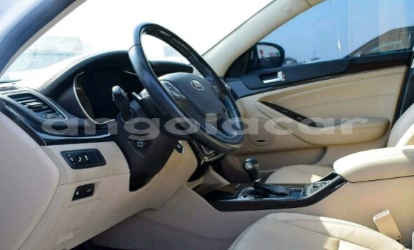 Buy New Kia Cadenza White Car in Luanda in Luanda Province Buy New Kia Cadenza White Car in Luanda in Luanda Province