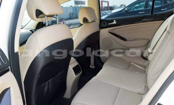 Buy New Kia Cadenza White Car in Luanda in Luanda Province Buy New Kia Cadenza White Car in Luanda in Luanda Province