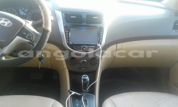 Comprar Usado Hyundai Accent Branco Carro em Luanda em Luanda Province Comprar Usado Hyundai Accent Branco Carro em Luanda em Luanda Province