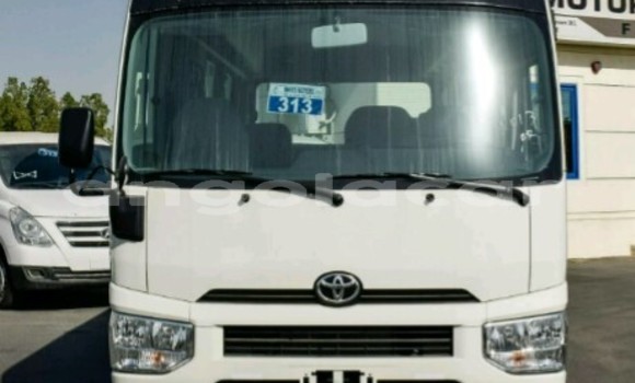 Comprar Novo Toyota Coaster Branco Carro em Luanda em Luanda Province Comprar Novo Toyota Coaster Branco Carro em Luanda em Luanda Province