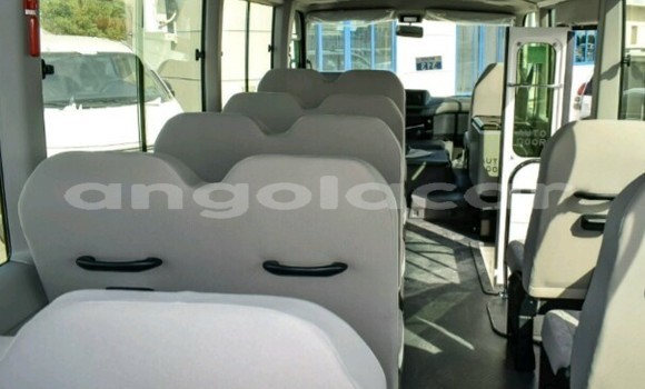 Comprar Novo Toyota Coaster Branco Carro em Luanda em Luanda Province Comprar Novo Toyota Coaster Branco Carro em Luanda em Luanda Province