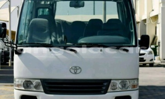 Comprar Novo Toyota Coaster Branco Carro em Luanda em Luanda Province Comprar Novo Toyota Coaster Branco Carro em Luanda em Luanda Province