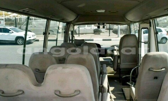 Comprar Novo Toyota Coaster Branco Carro em Luanda em Luanda Province Comprar Novo Toyota Coaster Branco Carro em Luanda em Luanda Province