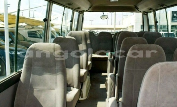 Comprar Novo Toyota Coaster Branco Carro em Luanda em Luanda Province Comprar Novo Toyota Coaster Branco Carro em Luanda em Luanda Province