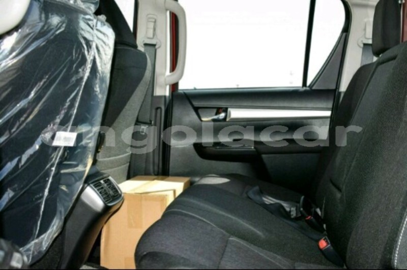 Big with watermark toyota hilux luanda province luanda 5061