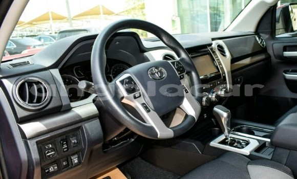 Comprar Novo Toyota Tundra Vermelho Carro em Luanda em Luanda Province Comprar Novo Toyota Tundra Vermelho Carro em Luanda em Luanda Province