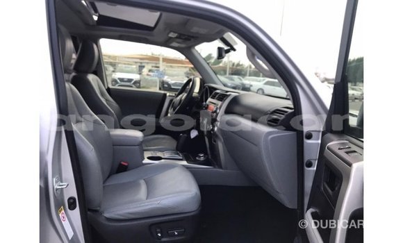 Comprar Importar Toyota 4Runner Outro Carro em Import - Dubai em Bengo Province Comprar Importar Toyota 4Runner Outro Carro em Import - Dubai em Bengo Province