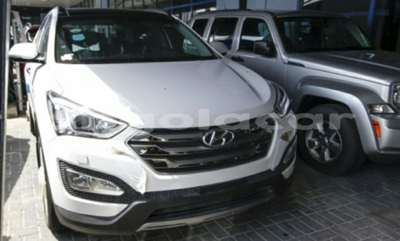 Comprar Novo Hyundai Santa Fe Branco Carro em Luanda em Luanda Province Comprar Novo Hyundai Santa Fe Branco Carro em Luanda em Luanda Province