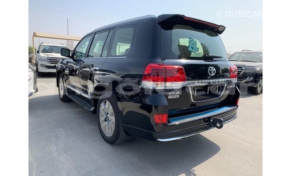 Comprar Importar Toyota Land Cruiser Preto Carro em Import - Dubai em Bengo Province Comprar Importar Toyota Land Cruiser Preto Carro em Import - Dubai em Bengo Province