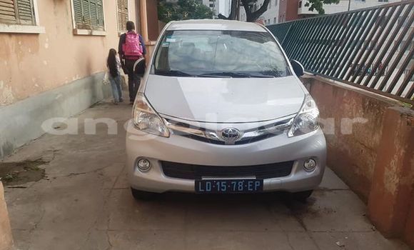 Comprar Usado Toyota Avanza Prata Carro em Luanda em Luanda Province Comprar Usado Toyota Avanza Prata Carro em Luanda em Luanda Province