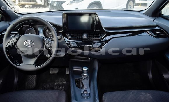Comprar Importar Toyota C-HR Outro Carro em Import - Dubai em Bengo Province Comprar Importar Toyota C-HR Outro Carro em Import - Dubai em Bengo Province