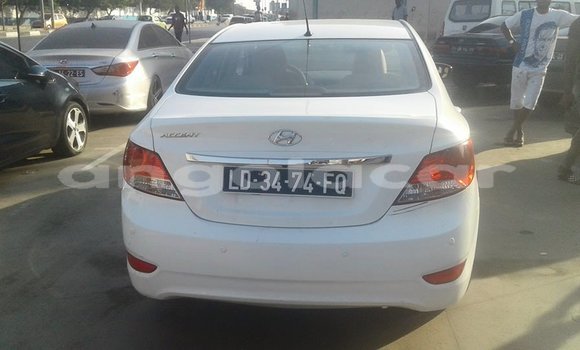 Comprar Usado Hyundai Accent Branco Carro em Luanda em Luanda Province Comprar Usado Hyundai Accent Branco Carro em Luanda em Luanda Province