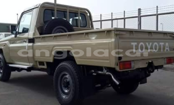 Comprar Novo Toyota Land Cruiser Marrom Carro em Luanda em Luanda Province Comprar Novo Toyota Land Cruiser Marrom Carro em Luanda em Luanda Province