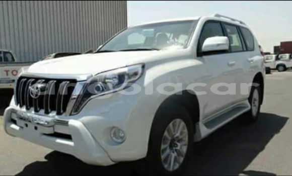 Comprar Novo Toyota Land Cruiser Prado Branco Carro em Luanda em Luanda Province Comprar Novo Toyota Land Cruiser Prado Branco Carro em Luanda em Luanda Province