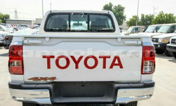Comprar Novo Toyota Hilux Branco Carro em Luanda em Luanda Province Comprar Novo Toyota Hilux Branco Carro em Luanda em Luanda Province