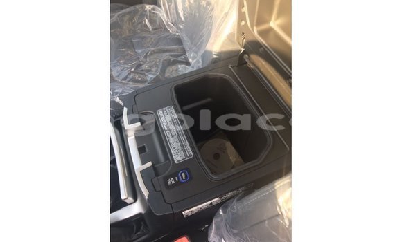 Comprar Importar Toyota Land Cruiser Preto Carro em Import - Dubai em Bengo Province Comprar Importar Toyota Land Cruiser Preto Carro em Import - Dubai em Bengo Province