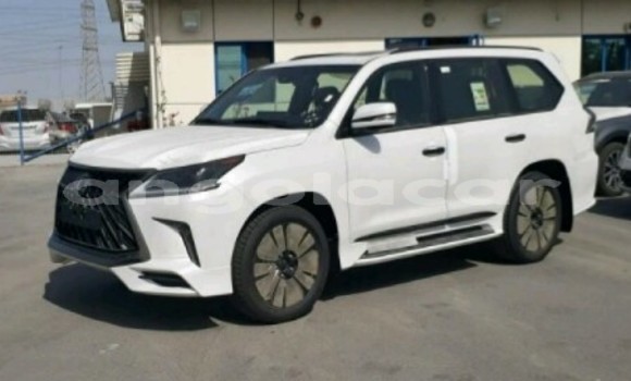Buy New Lexus LX 570 White Car in Luanda in Luanda Province Buy New Lexus LX 570 White Car in Luanda in Luanda Province