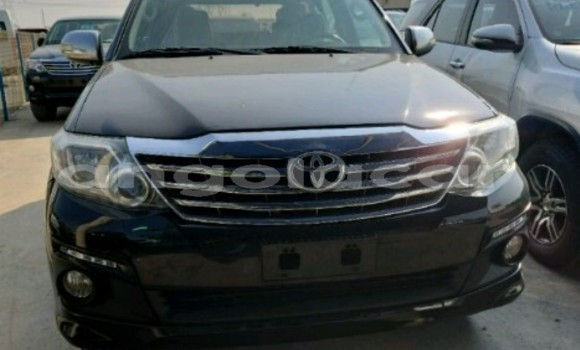 Comprar Novo Toyota Fortuner Preto Carro em Luanda em Luanda Province Comprar Novo Toyota Fortuner Preto Carro em Luanda em Luanda Province