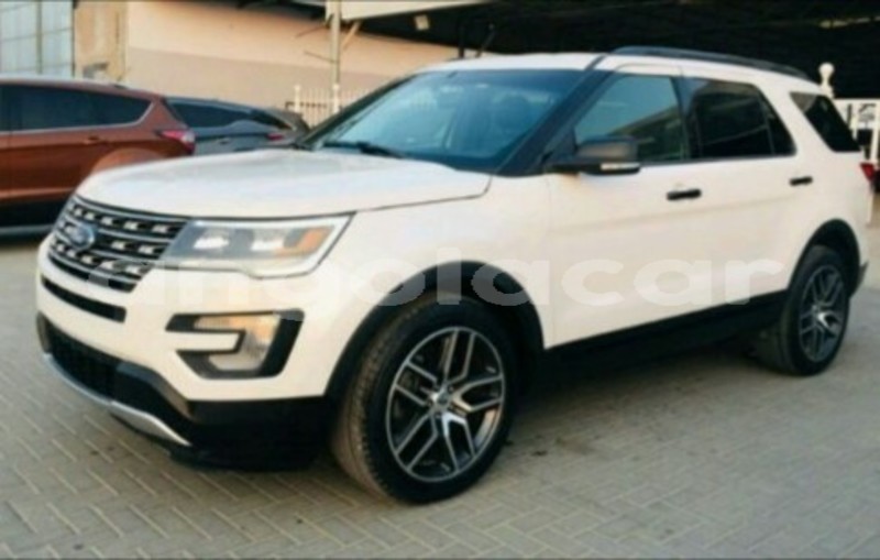 Big with watermark ford explorer luanda province luanda 5143