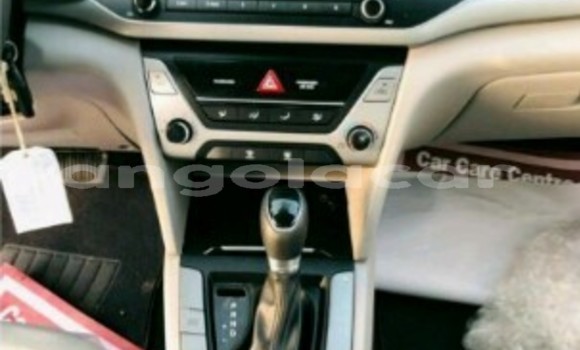 Buy New Hyundai Elantra Red Car in Luanda in Luanda Province Buy New Hyundai Elantra Red Car in Luanda in Luanda Province