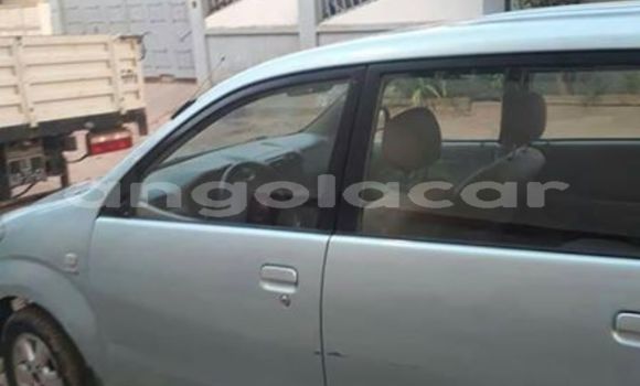 Comprar Usado Toyota Avanza Prata Carro em Luanda em Luanda Province Comprar Usado Toyota Avanza Prata Carro em Luanda em Luanda Province