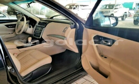 Buy New Nissan Altima Black Car in Luanda in Luanda Province Buy New Nissan Altima Black Car in Luanda in Luanda Province
