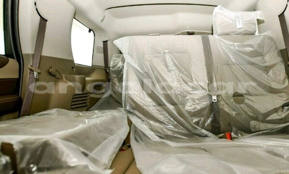 Buy New Chevrolet Tahoe White Car in Luanda in Luanda Province Buy New Chevrolet Tahoe White Car in Luanda in Luanda Province