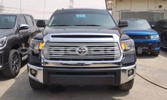 Acheter Neuf Voiture Toyota Tundra Noir à Luanda, Province de Luanda Acheter Neuf Voiture Toyota Tundra Noir à Luanda, Province de Luanda