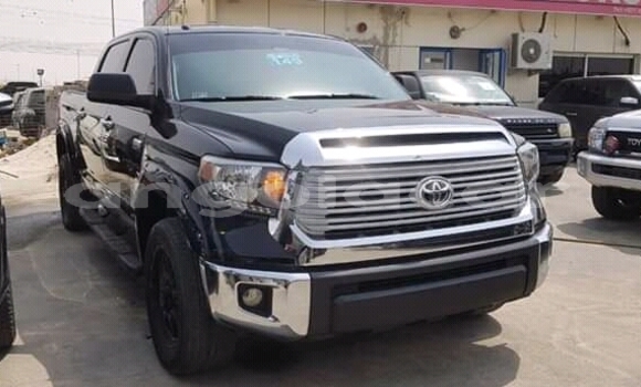 Acheter Neuf Voiture Toyota Tundra Noir à Luanda, Province de Luanda Acheter Neuf Voiture Toyota Tundra Noir à Luanda, Province de Luanda