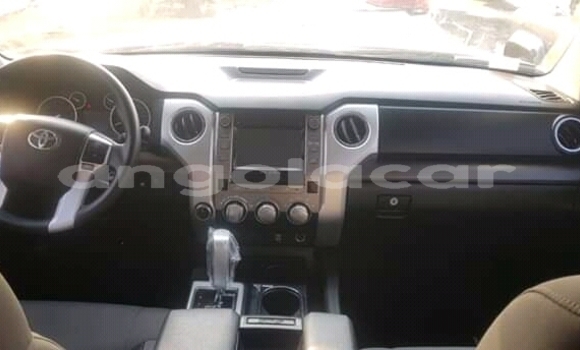 Acheter Neuf Voiture Toyota Tundra Noir à Luanda, Province de Luanda Acheter Neuf Voiture Toyota Tundra Noir à Luanda, Province de Luanda