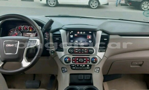 Comprar Novo GMC Yukon Branco Carro em Luanda em Luanda Province Comprar Novo GMC Yukon Branco Carro em Luanda em Luanda Province