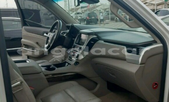 Comprar Novo GMC Yukon Branco Carro em Luanda em Luanda Province Comprar Novo GMC Yukon Branco Carro em Luanda em Luanda Province