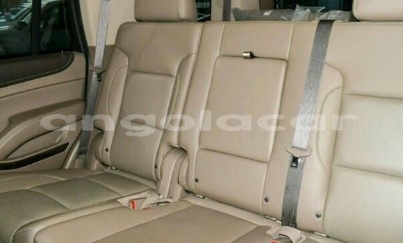 Buy New GMC Yukon White Car in Luanda in Luanda Province Buy New GMC Yukon White Car in Luanda in Luanda Province